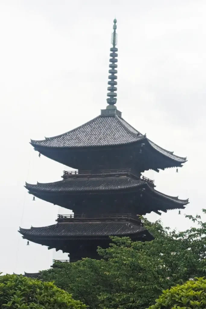הפגודה של מקדש טוג'י